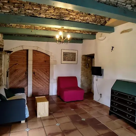 La Petite Maison Aux Lezards Hébergement de vacances *