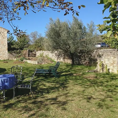 La Petite Maison Aux Lezards *